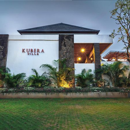 Kubera Villa Kemenuh By Prasi ウブド エクステリア 写真