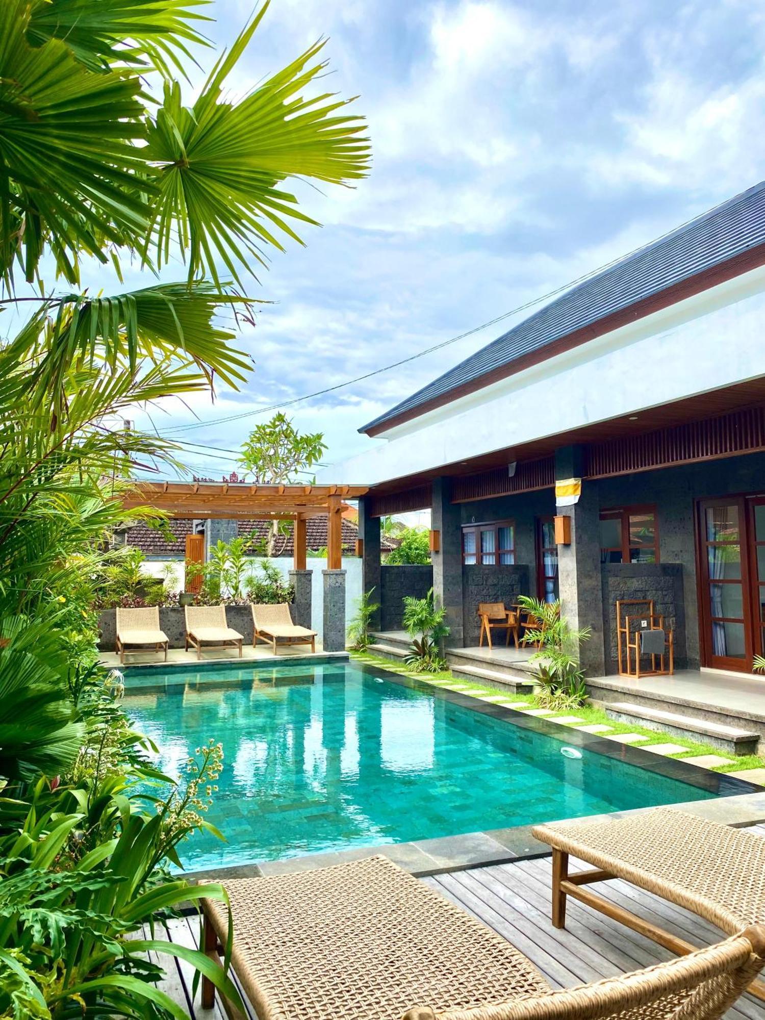 Kubera Villa Kemenuh By Prasi ウブド エクステリア 写真